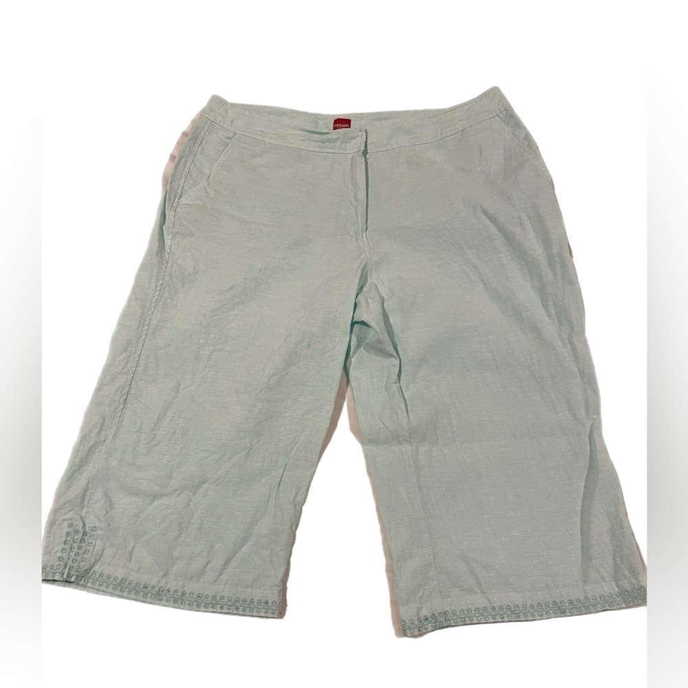Olsen Europe cropped pants in mint green with crystals around the hemline. OO